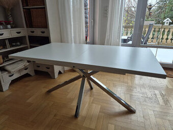 Krásný rozkládací stůl 160-200x90cm, bílý+chrom, TOP stav