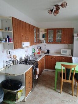 Daruji za odvoz kompletní kuchyňskou linku 606146319