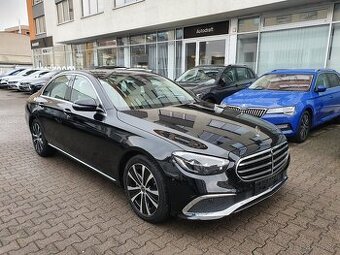 Mercedes-Benz E220d Sedan 147kW AVANTGARDE- záruka Autodraft