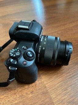 Canon EOS M50 - málo používaný, výborný stav