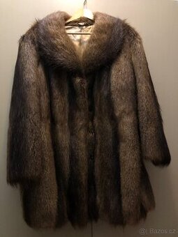 Luxusní kožich z právě kožešiny (norek) L-XL
