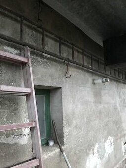 starožitný funkční dřevěný žebřík délka 6,5m-Opočno