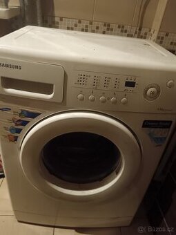 Funkční pračka Samsung