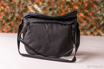 Černá elegantní brašna na foťák Peak design Everyday Tote