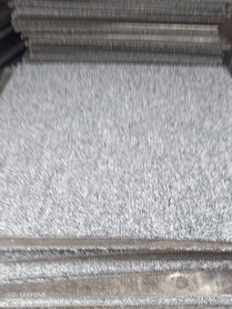 Použité zátěžové koberce 50x50cm