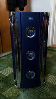 Modrá skříň Apevia X-Cruise