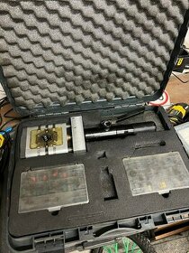 Kleště na lisování hadic 2