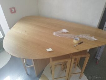 Jídelní atyp stůl 180x150