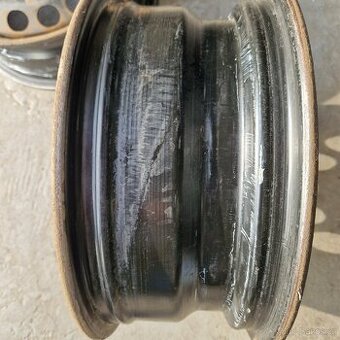 ocelový disk 6,5Jx16, ET33,5x112 VW Sharan