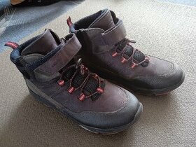 Dětská podzimní zateplená obuv Lasocki 37