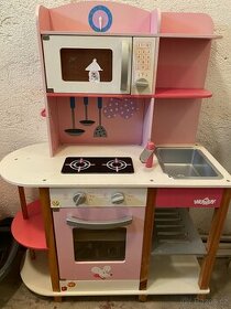 Dětská kuchyňka dřevěná