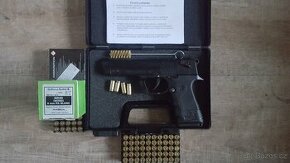 Prodám plyn.pistoly(Sig Sauer)9mm