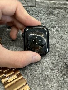 Apple Watch s8 45mm Black Celluar + zlatý kovový pásek