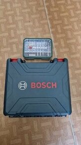 Bosch aku šroubovák s bity Pakside