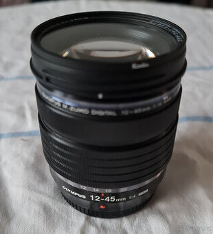 Prodám objektiv Olympus M.ZUIKO ED 12-45 mm f/4 Pro - 1