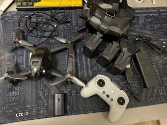 DJI FPV + 3 baterie