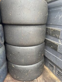 PIRELLI ZÁVODNÍ PNEU SMEĚS DS