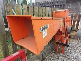 Špalíčkovač za traktor