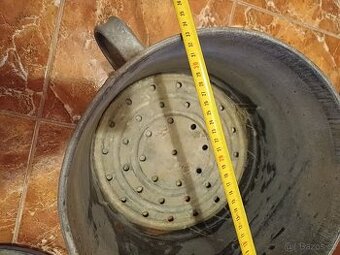 Prodám zavařovací hrnec 40 litrů s teploměrem,