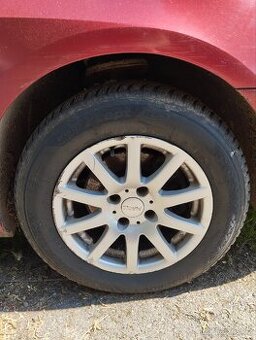 ALU kola s pneumatikami značky Hankook rozměr 195/65 R15