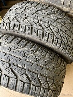prodam pneu 225/40r18