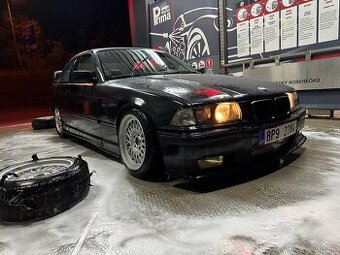 BMW e36 328i kupe