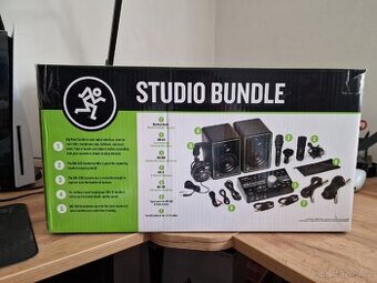 🎙️ Mackie Big Knob Studio Bundle