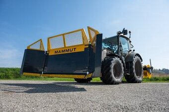 Rozhrnovací silážní radlice Mammut