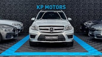 Mercedes-Benz GL 350 Bluetec, REZERVACE
