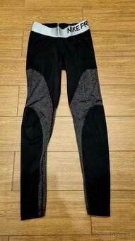 Termolegíny Nike Pro