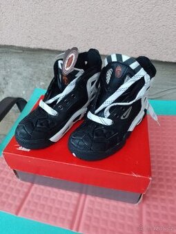 Nové dětské boty NIKE STREET DEFENDER vel.26