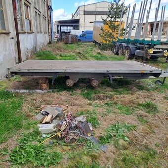 Přívěsný vozík dvouosý