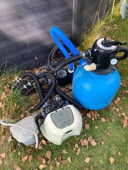 Oběhové čerpadlo a solizátor k bazénu