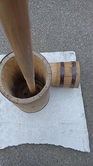 Máselnice dřevěná