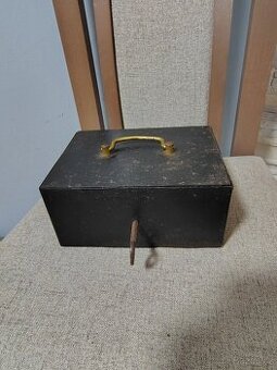 Příruční trezor pokladna