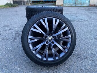 Alu kola Škoda Antares 5x112 r18,zimní pneumatiky 235/45 r18