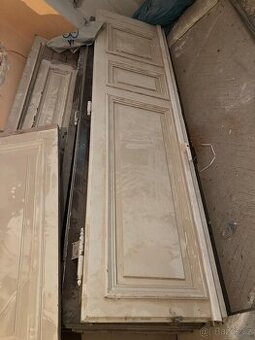 staré kazetové dveře za odvoz