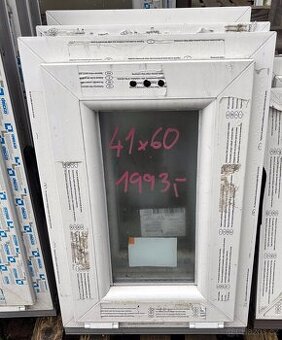 Prodám plastové okno 41x60