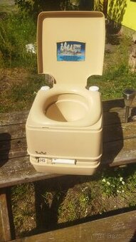 Chemický záchod viz foto...