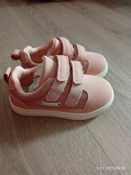 Dětské celoroční boty vel. 25