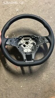 Nové renovovaný volant vw Passat B8