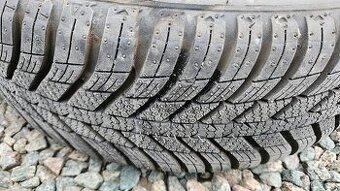 Celoroční nové pneu Nexen Renault a Dacia 185/60-R15, 4ks