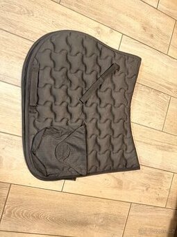 Podsedlová dečka s kapsou