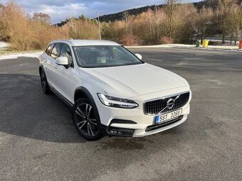 Volvo V90 Cross Country