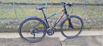 Trekingové kolo Apache Wakita Disc 2014