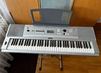 Klávesy Yamaha
