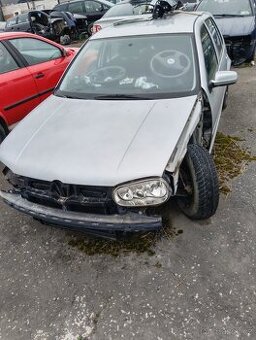 Prodám veškeré náhradní díly na Volkswagen Golf 1.9 TDI, 1.6
