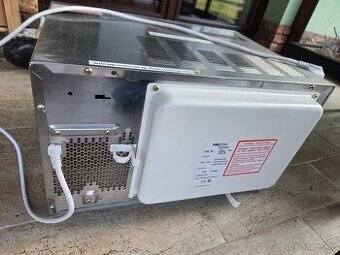 Kombinovaná mikrovlnná trouba