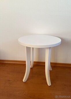 Luxusní designový dětský stolek Somebunny