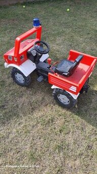 Šlapací hasičské auto Unimog